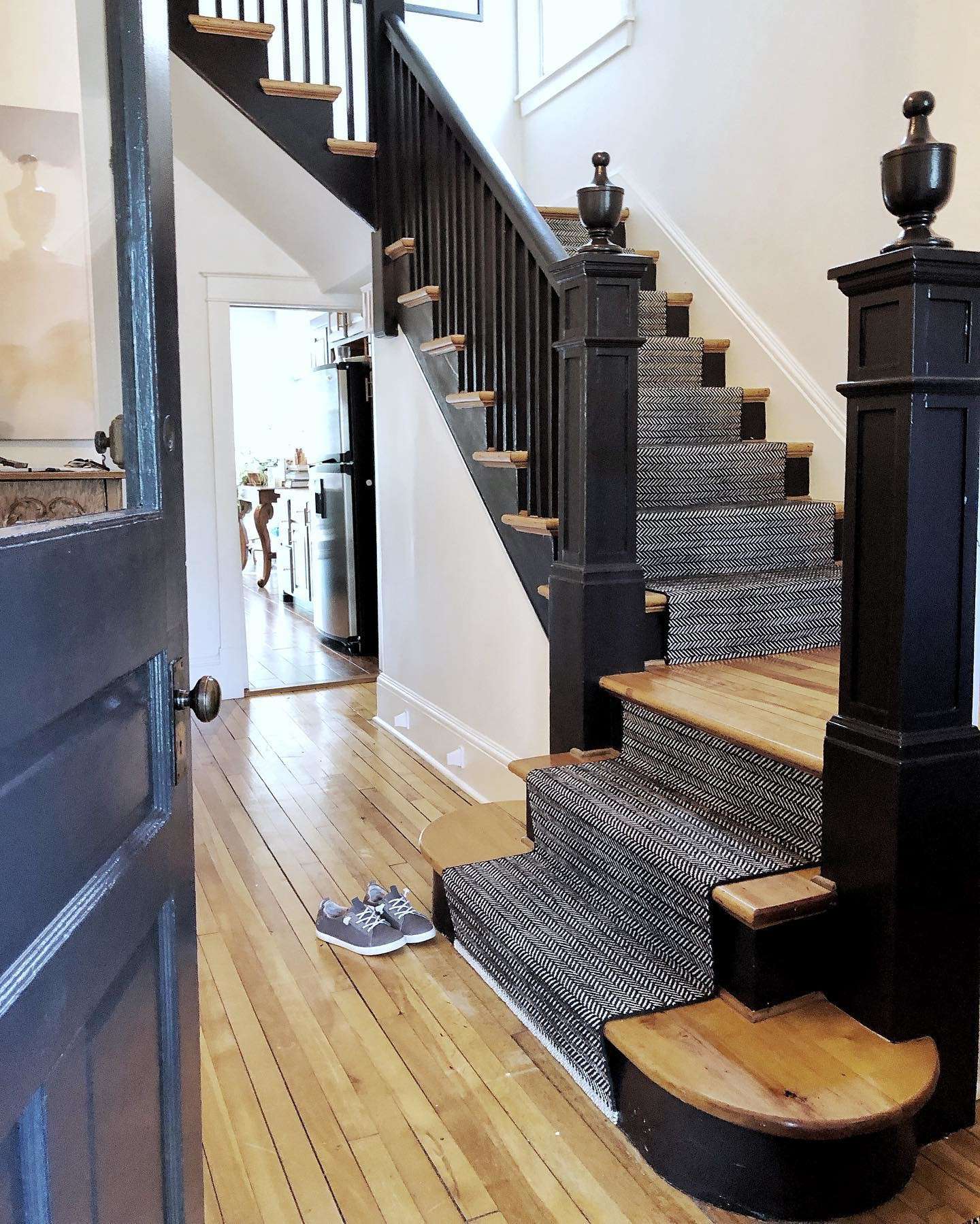 How to Choose a Stair Runner Rug Annie Selke